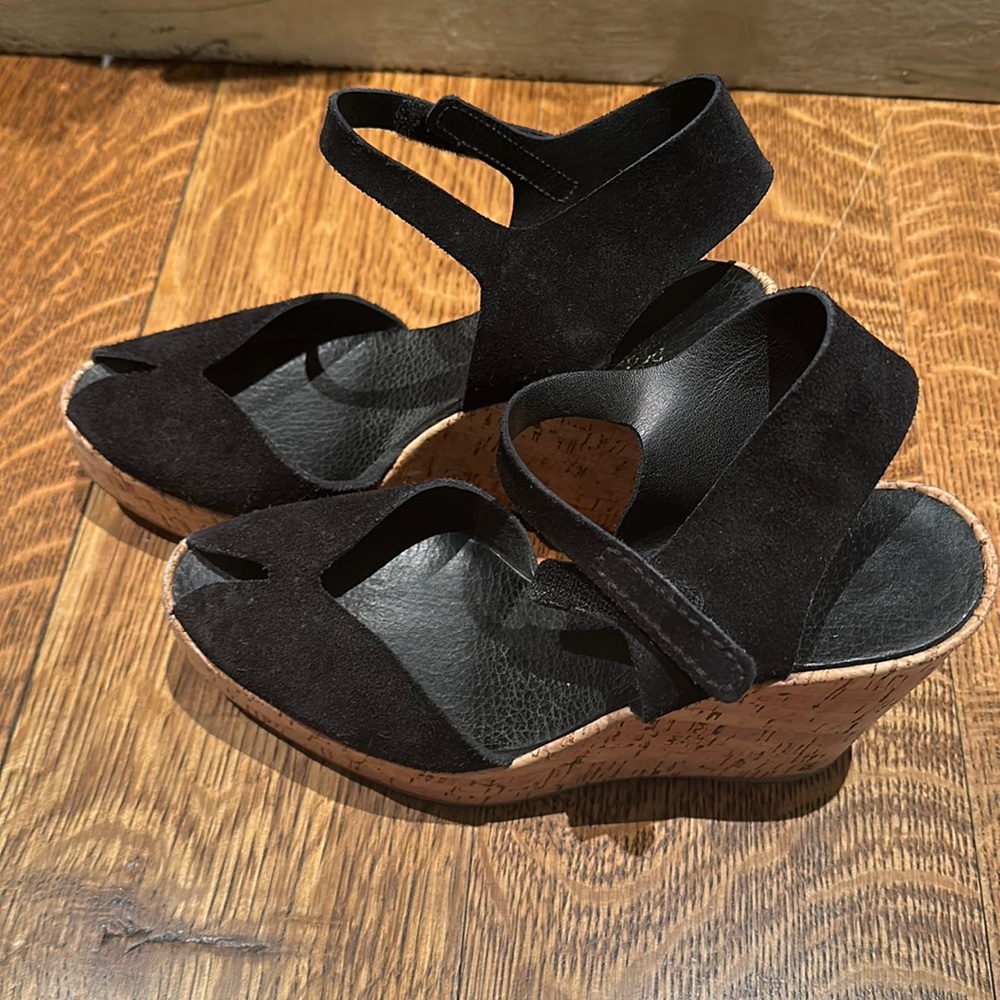 Pedro Garcia Rania Marine Suede on cork wedge size 7